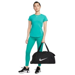 Bolsa Nike Gym Club (24 L) 9 Bolsa Nike Gym Club (24 L) -Puma Ventas bolsa nike gym club 24 l black white 3