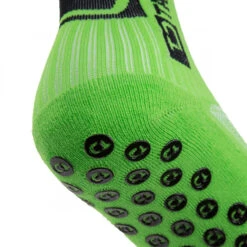 Calcetines TapeDesign Grip -Puma Ventas calcetines tapedesign grip verde fluor 4