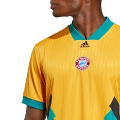Camiseta Adidas FC Bayern De Múnich Fanswear Icon -Puma Ventas camiseta adidas bayern fc icon pack 202223 semi solar gold 4