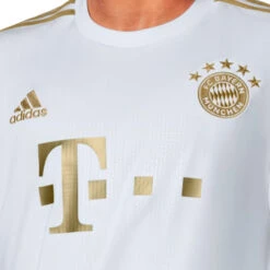 Camiseta Adidas FC Bayern De Múnich Segunda Equipación 2022-2023 8 Camiseta Adidas FC Bayern De Múnich Segunda Equipación 2022-2023 -Puma Ventas camiseta adidas fc bayern de munich segunda equipacion 2022 2023 white dark football gold 2