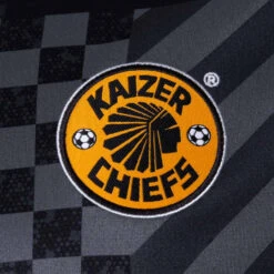 Camiseta Nike Kaizer Chiefs Pre-Match 2022-2023 -Puma Ventas camiseta nike kaizer chiefs pre match 2022 2023 black 2