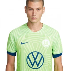 Camiseta Nike VFL Wolfsburgo Primera Equipación Stadium 2022-2023 -Puma Ventas camiseta nike vfl wolsfburgo primera equipacion stadium 2022 2023 sub lime coastal blue 2