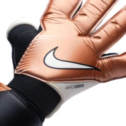 Guante Nike Vapor Grip 3 RS 2022 Profesional -Puma Ventas guante nike vapor grip3 rs 2022 profesional metallic copper black white 4