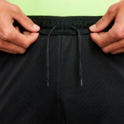 Pantalón Corto Nike Tottenham Hotspur FC Training 2022-2023 -Puma Ventas pantalon corto nike tottenham hotspur fc training 2022 2023 black 5