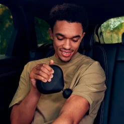 Therabody Pistola Theragun Mini 13 Therabody Pistola Theragun Mini -Puma Ventas therabody pistola theragun mini white 5